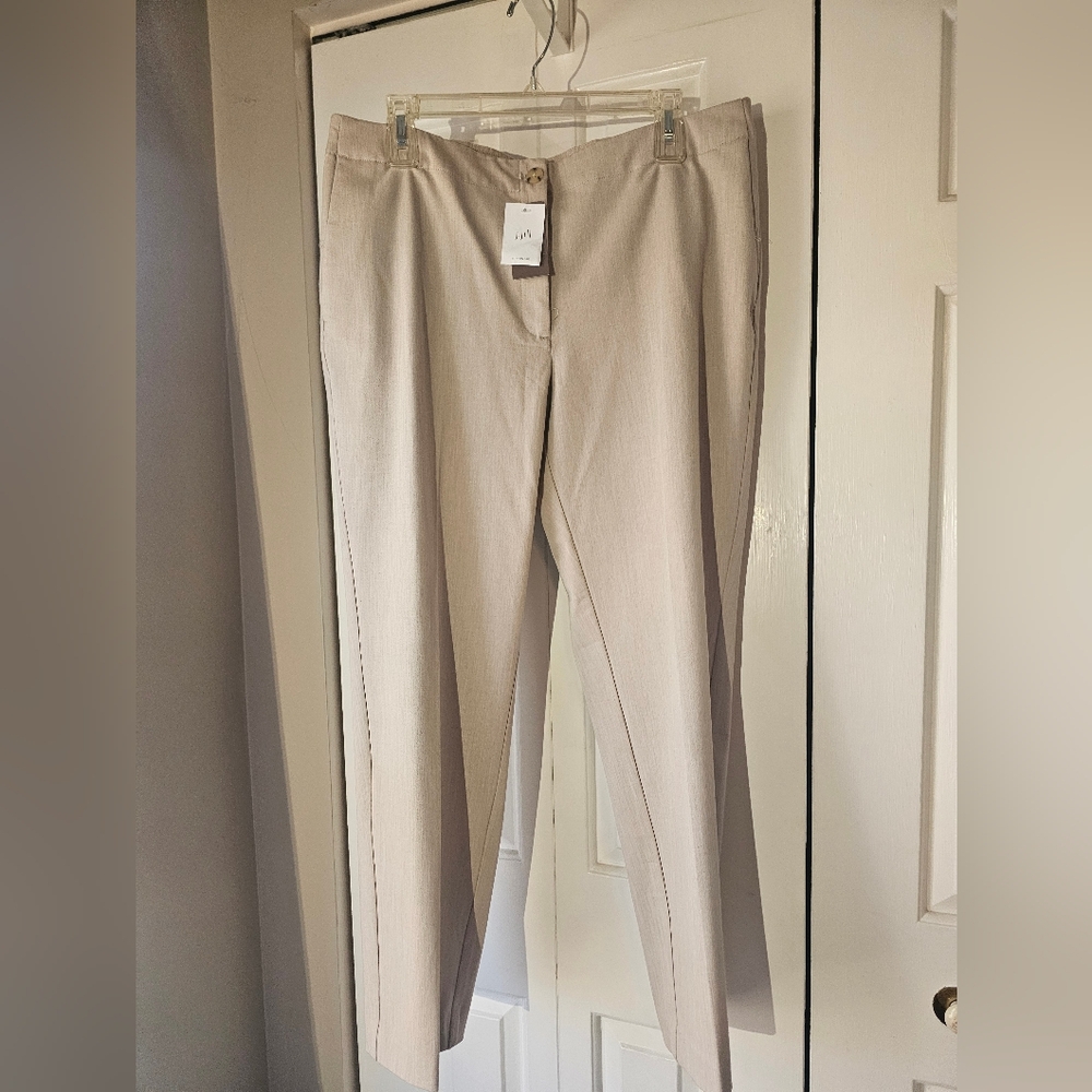 J. Jill Essential Stretch Twill Flax Heather Pants. NWT.  14
